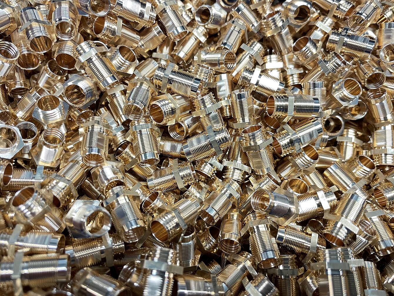 Brass turned parts, Precision turned parts, Connector